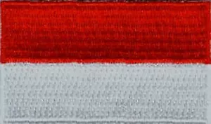 Toppe ricamate bandiera Indonesia 2,5"x1,5" ferro da stiro - Foto 1 di 1