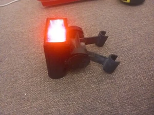 Faretto Per Bici Vintage Faro Posteriore Luce Rossa Batterie Stilo non Incluse - Foto 1 di 24
