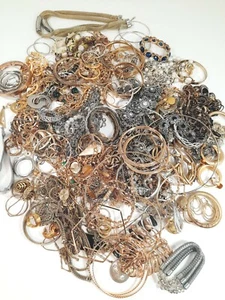 Junk Drawer Lot Gold Silver Tone Jewelry 7 Pounds Wearable Big Lot - Picture 1 of 24