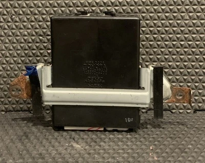 Módulo de control multiplexado puerta trasera Toyota 4Runner 2003-2009 OEM 89222-35010 Foto 1 de 4