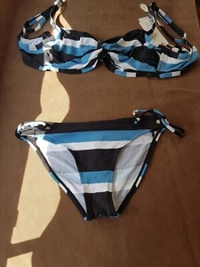 NEU Esprit Bikini - Set Oberteil 75 D Slip 38 hose - Bild 1 von 7