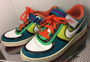 Nike 6.0 2009? De Colección Gamuza Azulada y Cuero Blanco Swoosh NEÓN Colores Talla 7.5 Mujer - Imagen 1 de 12