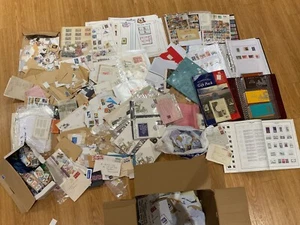World Stamps clear out box. Very Messy lot! 8kg #w122 - Picture 1 of 18