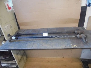 TOYOTA HILUX SURF 1992 2.4 TD 4WD PAIR OF FRONT SUSPENSION TORSION BARS - Picture 1 of 3