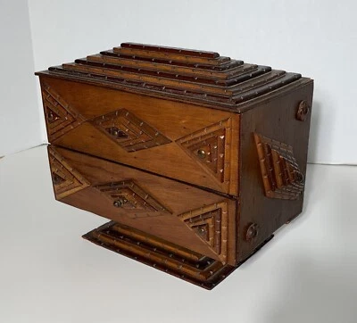 Antique AMERICAN TRAMP ART PEDESTAL BOX with DRAWER - Image 1 of 4