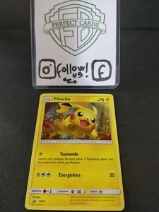 POKÉMON PROMO LEGGENDE IRIDESCENTI PIKACHU HOLO SM76 NM ITA - Picture 1 of 2