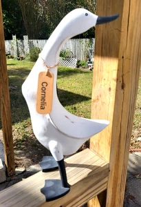 Seltene handgeschnitzte weiße Holz Ente Hals Anhänger Rückseite mit Cornelia 15" Höhe - Bild 1 von 6