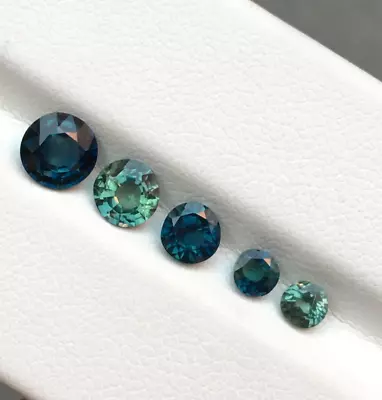 Unheated teal blue green sapphire perfect round cut gemstone 5 pieces 2.50 carat - Image 1 of 4