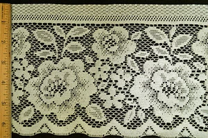 Borde de encaje - encaje plano de 6,5"w - diseño floral - amarillo mantequilla - Imagen 1 de 1