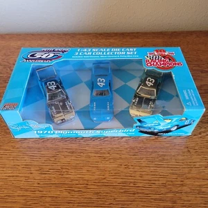 Richard Petty 50th Anniversary 1:43 1970 Plymouth Superbird 3 Car Set - Picture 1 of 12