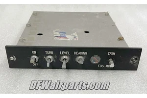 Panel de control de piloto automático de aeronaves - Imagen 1 de 2