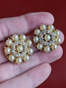 Vintage runde Blume Kunstperlen Strass goldfarben Clip 3/4" Ohrringe  - Bild 1 von 14