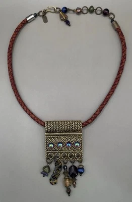 Collar Colgante Mujer Treska Boho Artesanal Cuero Trenzado Cordón Foto 1 de 4