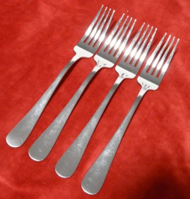 4 обеденные вилки Mikasa 18/0 основы для гурманов столовые приборы атласная симметрия 7 3/4 дюйма - Изображение 1 из 4