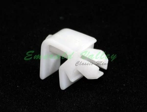Classic Mini New Plastic Clip for Bonnet and Visors on 1964-65 Minis - Picture 1 of 1