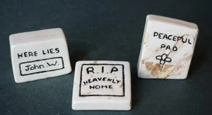 Tombstones Halloween Figurines Set 3 RIP Here Lies Peaceful Pad Glazed Ceramic - - Picture 1 of 1