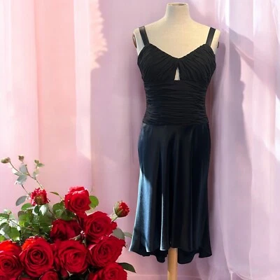 Vestido negro sesgado estilo retro años 30. Gasa y Charmeuse. Talla 6 Foto 1 de 4