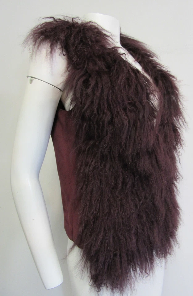 RINO & PELLE  eggplant Mongolian Lamb fur & ultra- suede vest sz 38/ 4 — 第 1/4 张图片