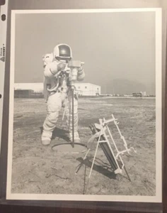 Apollo 13 NASA TRAINING for Moon Landing Astronaut Space B&W Glossy Photo - Picture 1 of 6