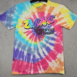 CAMISA DARE KEEP NIÑOS DROGAS ADULTO MEDIANA AMARILLA ROJA TIE DYE INFORMAL NUEVA CON ETIQUETAS - Imagen 1 de 10