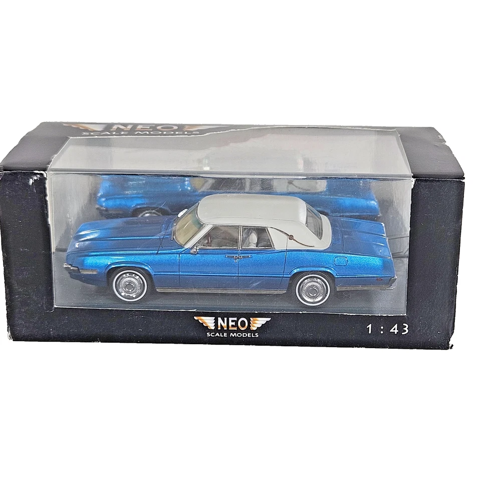 NEO FORD Thunderbird Landau 1969 1.43 Scale AMERICAN EXCELLENCE Boxed Blue Model - Image 1 of 4