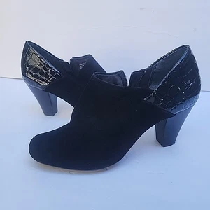 GIANNI Bernini Womens Size 7 M  black Heels shoes - Picture 1 of 16