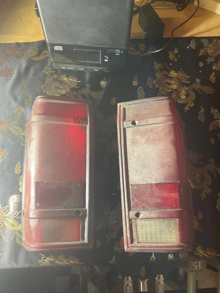 Luces traseras Ford Ranger 1992 OEM Foto 1 de 1