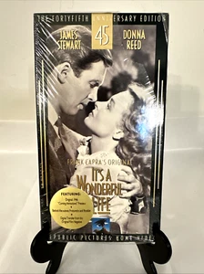 It's a Wonderful Life VHS 45th Anniversary Edition James Stewart - New Sealed - Picture 1 of 3