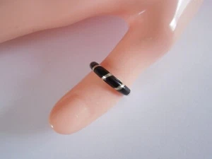 925 Silber Ring mit schwarzem Stein oder Email 1,5 g/Gr.53/B.0,4 cm - Bild 1 von 6