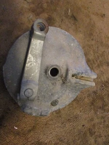 1980 Yamaha DT 175 DT175 rear wheel brake backing plate arm - Bild 1 von 2