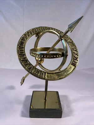 Винтажные солнечные часы Arrow Armillary Sphere латунь с камнем 3,5 X 3,5 дюйма основание 10,25 дюйма высота - Изображение 1 из 4