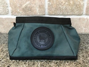 Vintage Black Dog Marthas Vineyard - Cuenco plegable de lona verde para perros al aire libre - Imagen 1 de 12