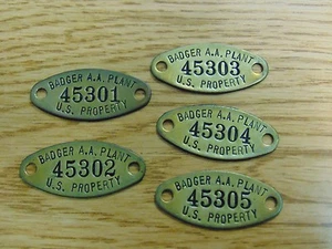 5 Tejón Ordnance Works Baraboo, WI Ejército Municiones Polvo Planta Etiquetas Militares - Imagen 1 de 2