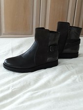 moda in pelle besti ankle boots