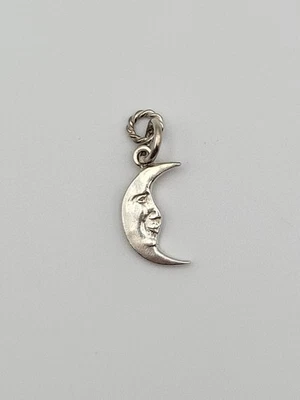 Colgante vintage de plata de ley con dije de media luna hombre en la luna Foto 1 de 4