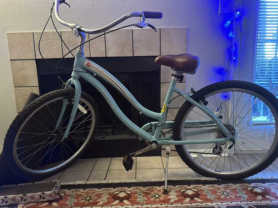 Bicicleta Comfort Cruiser para mujer azul periwinkle Foto 1 de 1