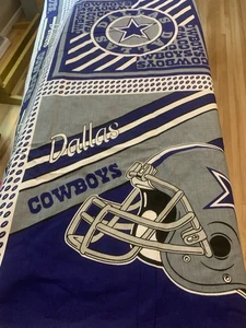 Dallas Cowboys Fabric Vintage 1993 NFL #5178 90 in x 59 in wide Sewing Crafts - Picture 1 of 12