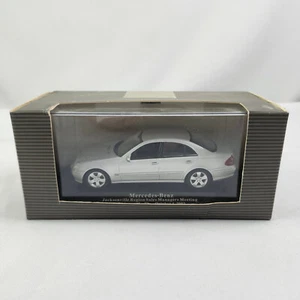 Minichamps Mercedes-Benz E Class 1:43 Silver Dealer Promo Diecast Car READ - Picture 1 of 7