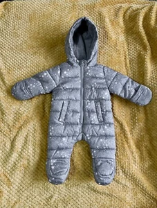 M&Co New Baby Light Grey with White Stars Snowsuit 0-3 months - Picture 1 of 6