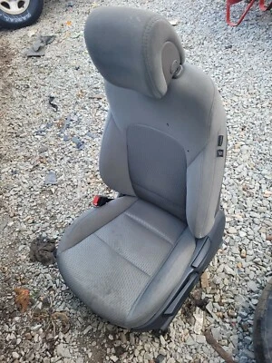 2016 HYUNDAI SANTA FE SPORT DRIVER SEAT GRAY CLOTH MANUAL - Image 1 of 4