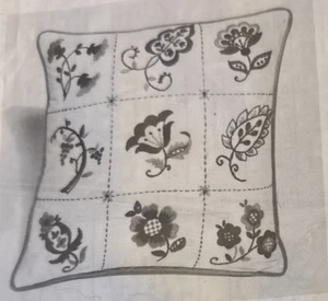 Vintage seltenes Bucilla Crewel Handarbeit Kissen-Set #38025 - Bild 1 von 3