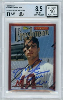 1996 Topps Finest #335 Mike Alstott Buccaneers RC BGS 8.5 Auto 10 - Image 1 of 2