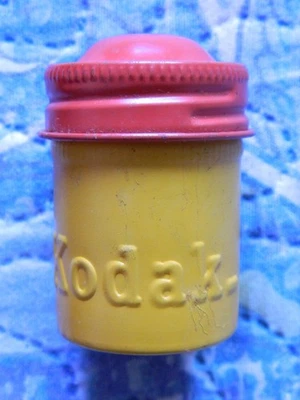 Bote de película Kodak vintage Foto 1 de 4