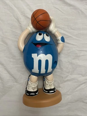 Dispensador de caramelos de jugador de baloncesto vintage Mars M&M azul maní 13" Foto 1 de 4