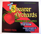 Original SHEARER ORCHARDS red apple crate label Tieton Washington  blue bow 2