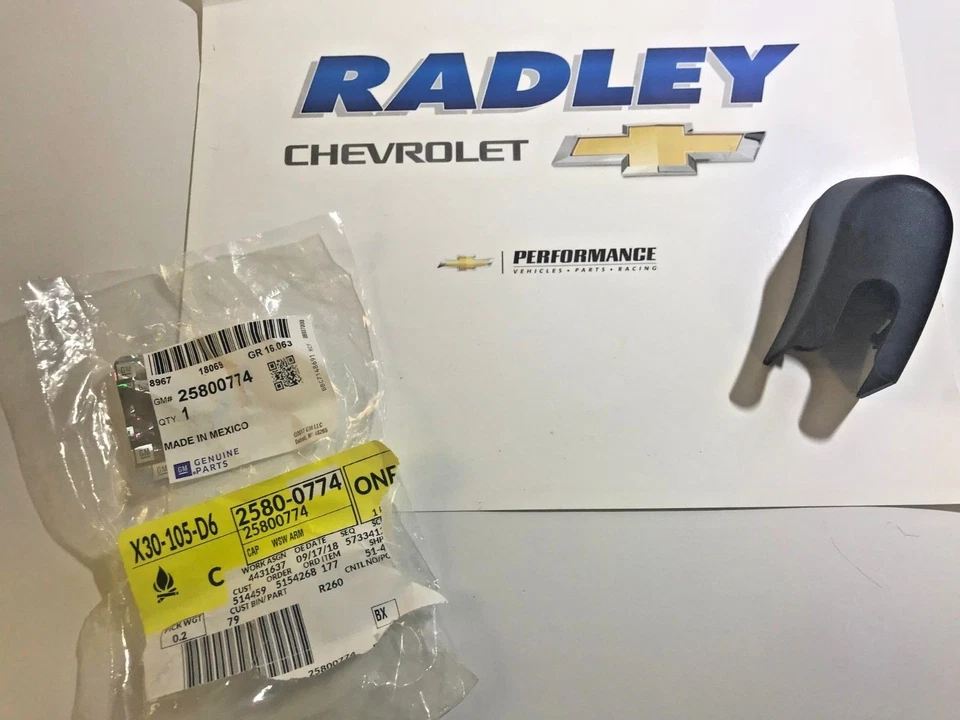 OEM 08-15 BUICK ENCLAVE REAR WIPER ARM CAP NUT COVER NEW  25800774  - Image 1 of 1