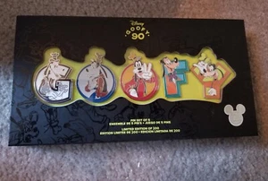 Disney D23 Expo 2022 Goofy 90th Anniversary 5 Pin Set LE 200 Limited Edition - Picture 1 of 2