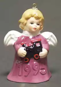 Goebel Engelsglocke Ornament Engel mit Zug - lila - verpackt 393391 - Bild 1 von 1