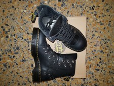 dr martens daria stone boots