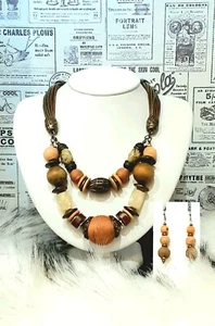 Chico's Wonderfully Wooden 🪵 Beaded 8"L Necklace + 2"L Earrings Ap4 - Picture 1 of 12